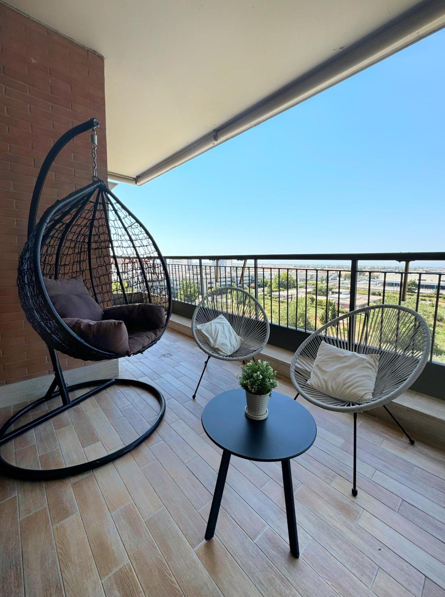 Sunset Escape Apartment - Panoramic Terrace Fiumicino Zewnętrze zdjęcie
